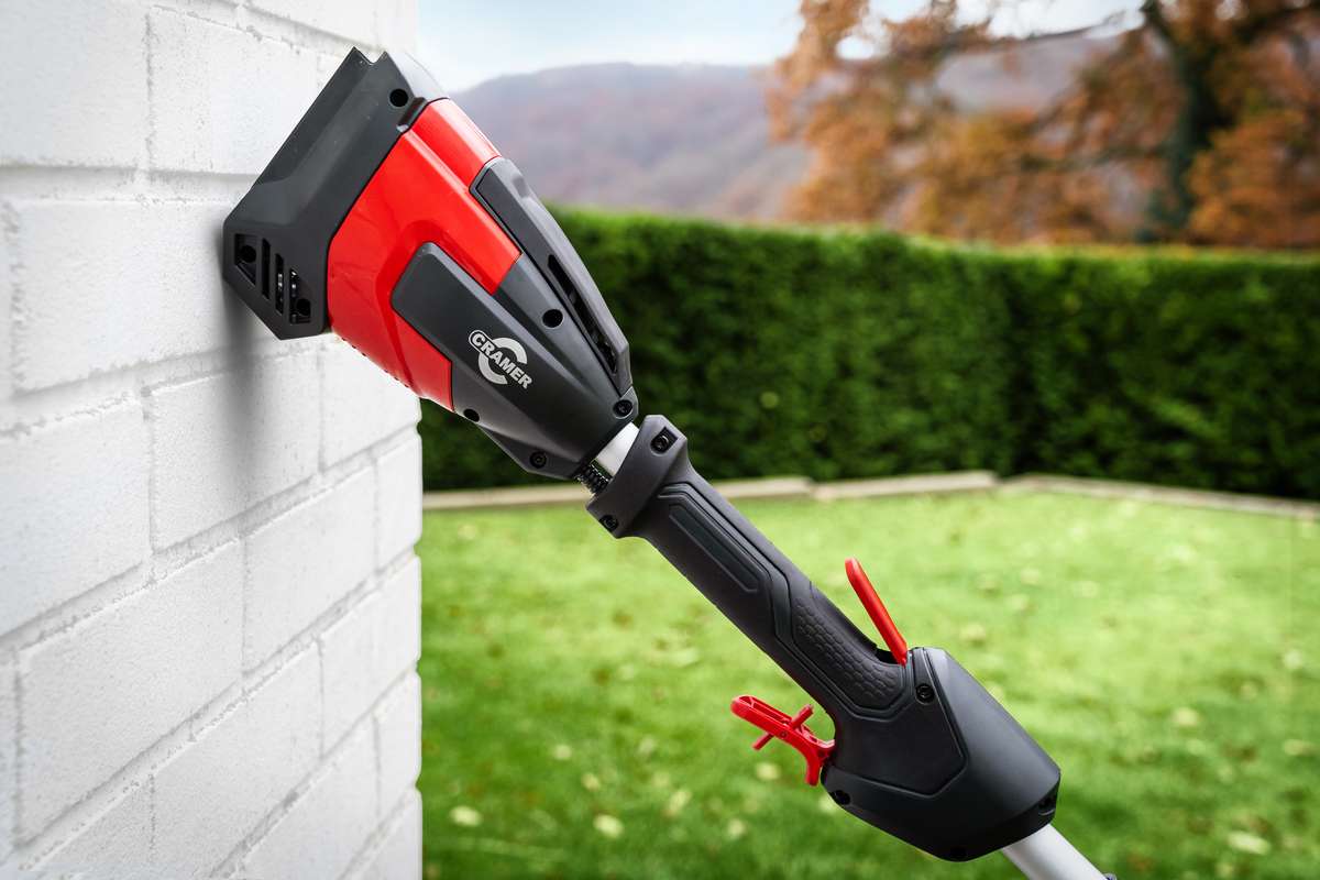 POTATORE AD ASTA A BATTERIA 48V 48PS CRAMER - immagine 3