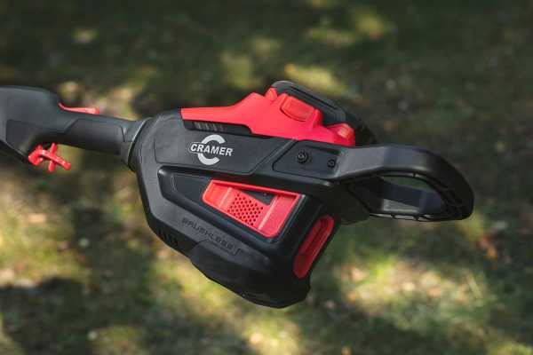 TAGLIASIEPI A BATTERIA 82V OPTIMUS PHT32 CRAMER - immagine 3